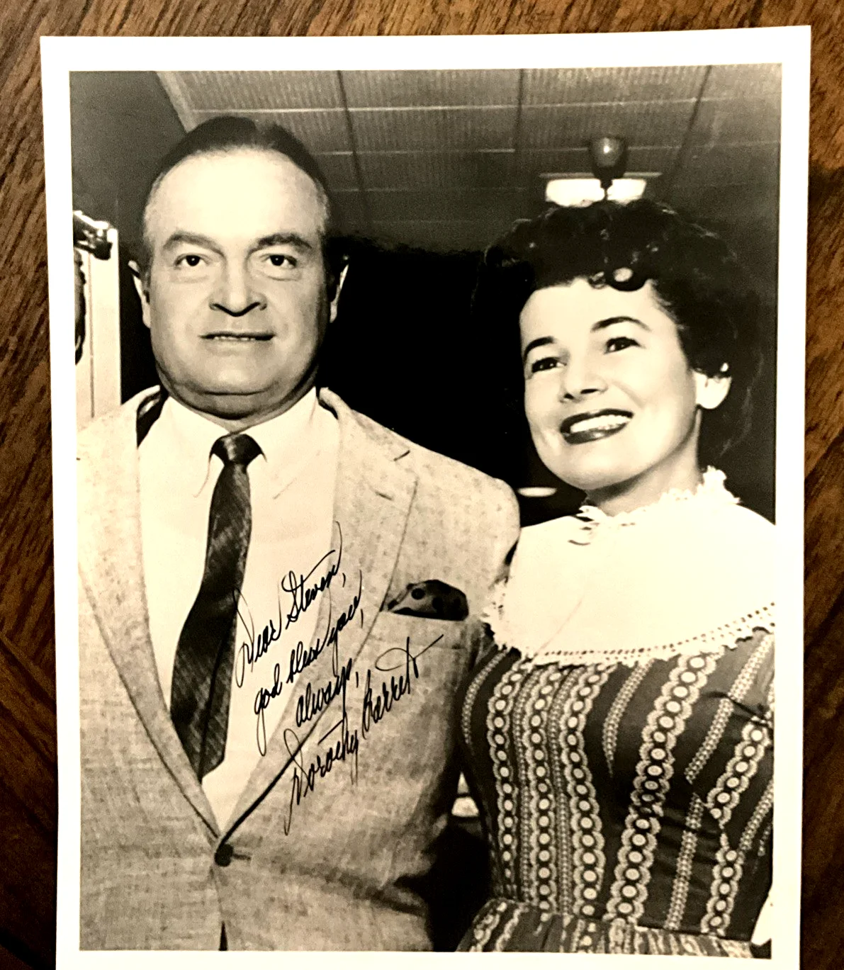Dorothy Garrett Autographed Black And White 8x10 With Bob Hope, изображение 4