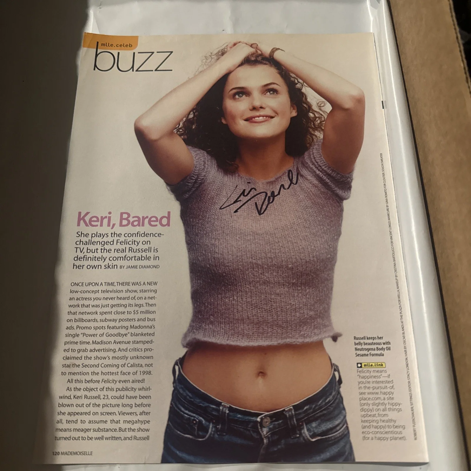 Keri Russell — Keri Russell signed in-person Photo Magazine Page Early