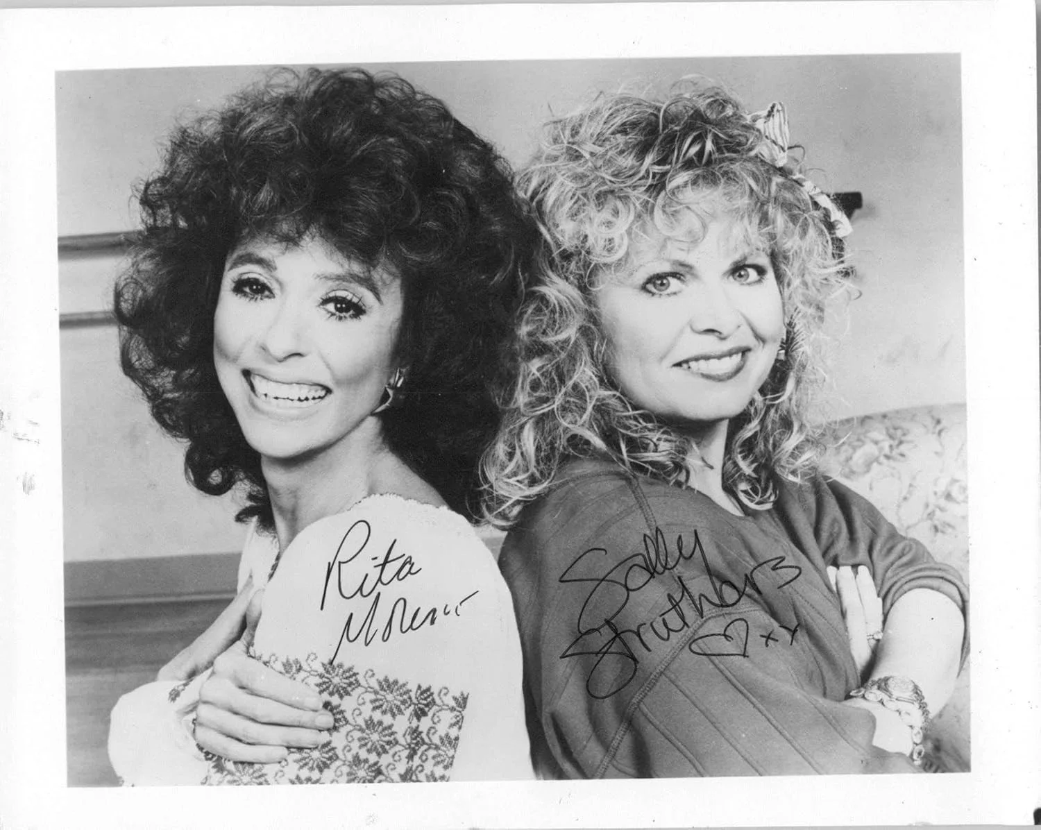Rita Moreno — Rita Moreno & Sally Struthers Signed Autographed "The Odd Couple" 8x10 Photo
