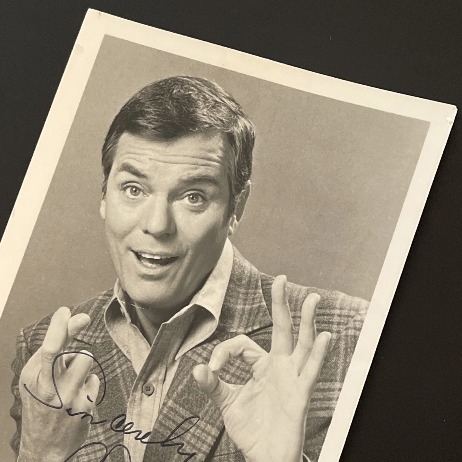 PETER MARSHALL Hollywood Squares: Hand Signed Original Celebrity Photo 5x7” /KSK, изображение 3