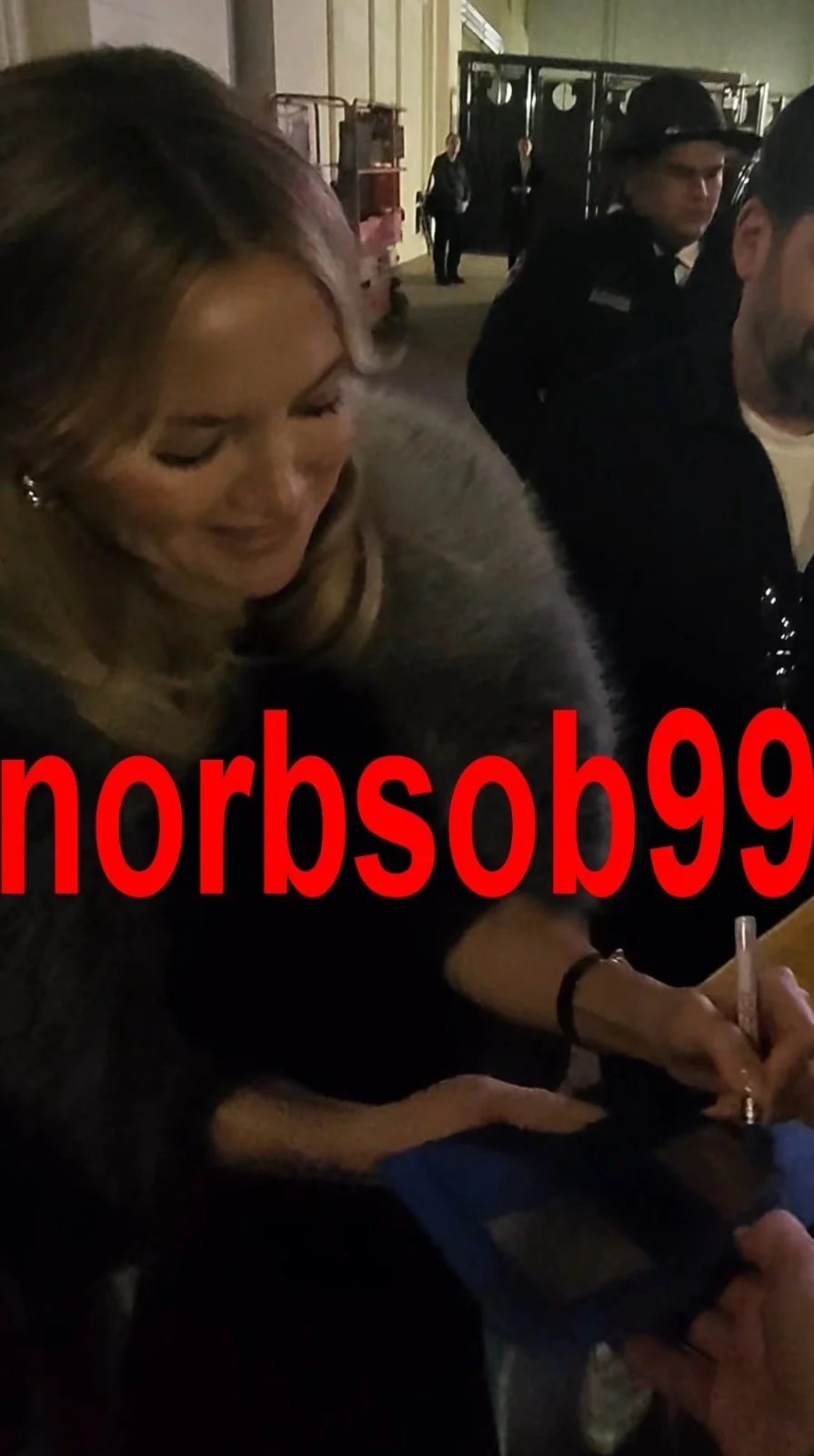 KATE HUDSON SIGNED ALMOST FAMOUS PENNY LANE FUNKO wEXACT VIDEO PROOF BECKETT COA, изображение 4
