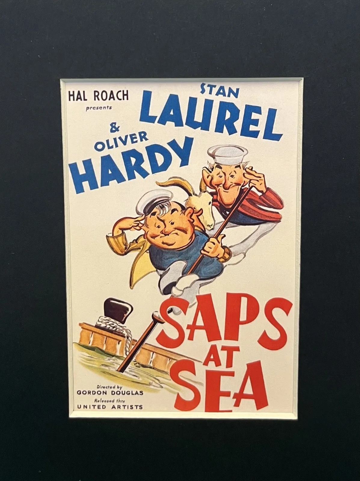 Laurel and Hardy SAPS AT SEA . 35mm Film Cell Mounted Display, изображение 3