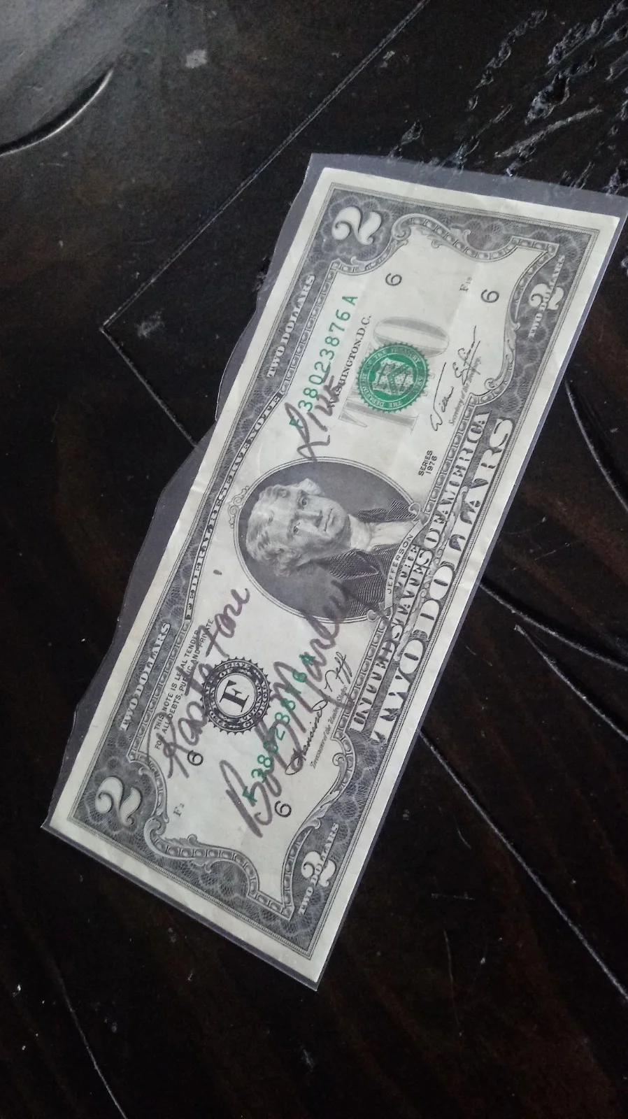 SIGNED Bob Marley 1973 $2 Bill Note RARE Rastafarian JAMAICAN Music AUTOGRAPHED, image 5