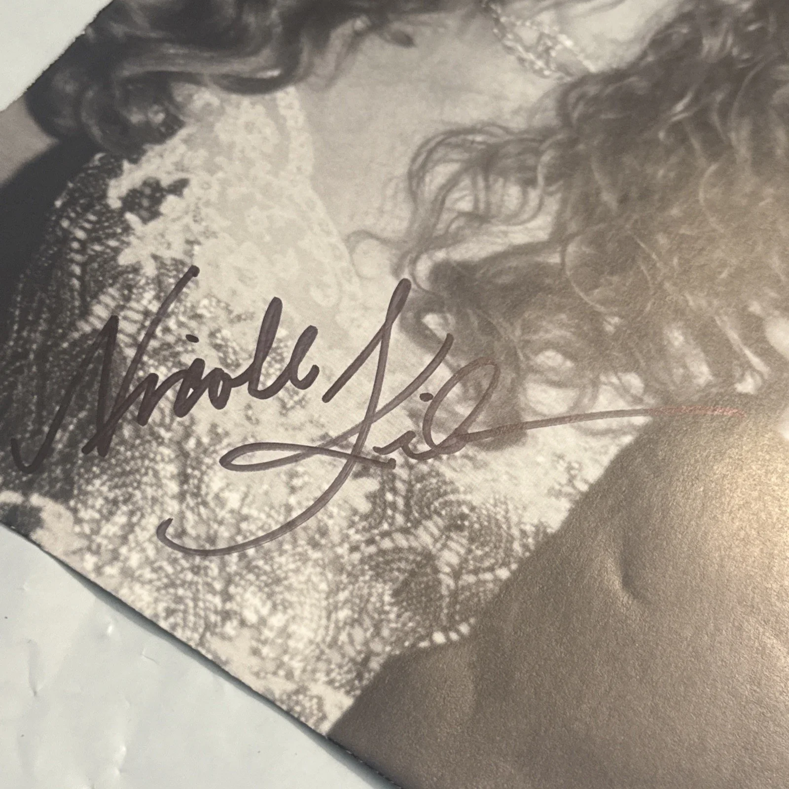 Nicole Kidman — Nicole Kidman REAL hand SIGNED Magazine Page Along Side Nicholas Cage, image 3