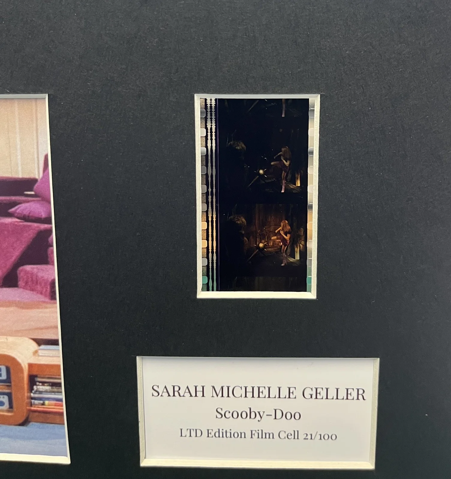 Sarah Michelle Geller. SCOOBY - DOO 35mm Film Cell Mounted Display, изображение 3