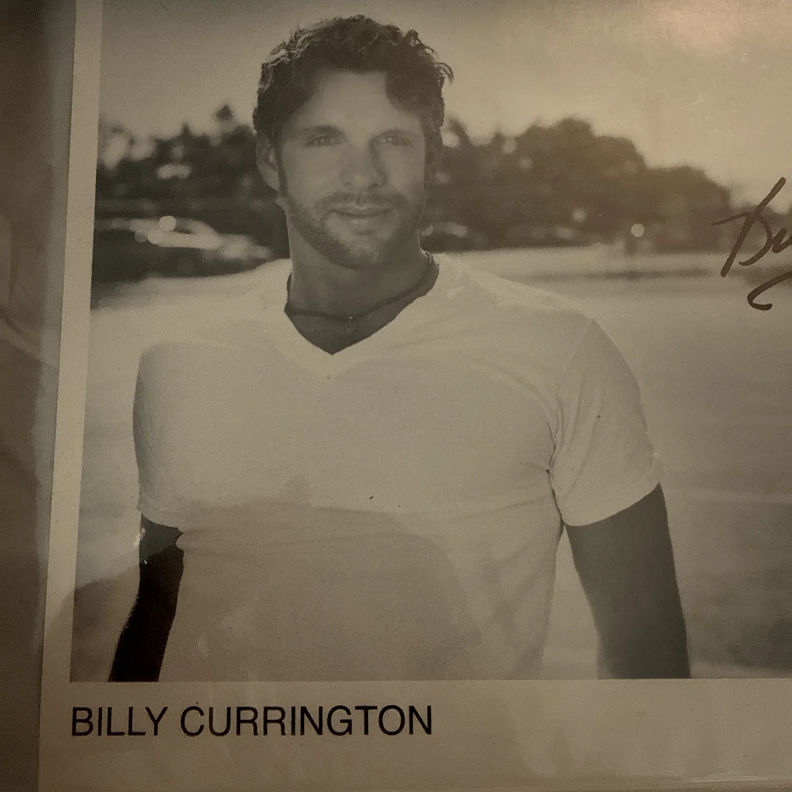 BILLY CURRINGTON SIGNED AUTOGRAPHED 8X10 PHOTO, image 3