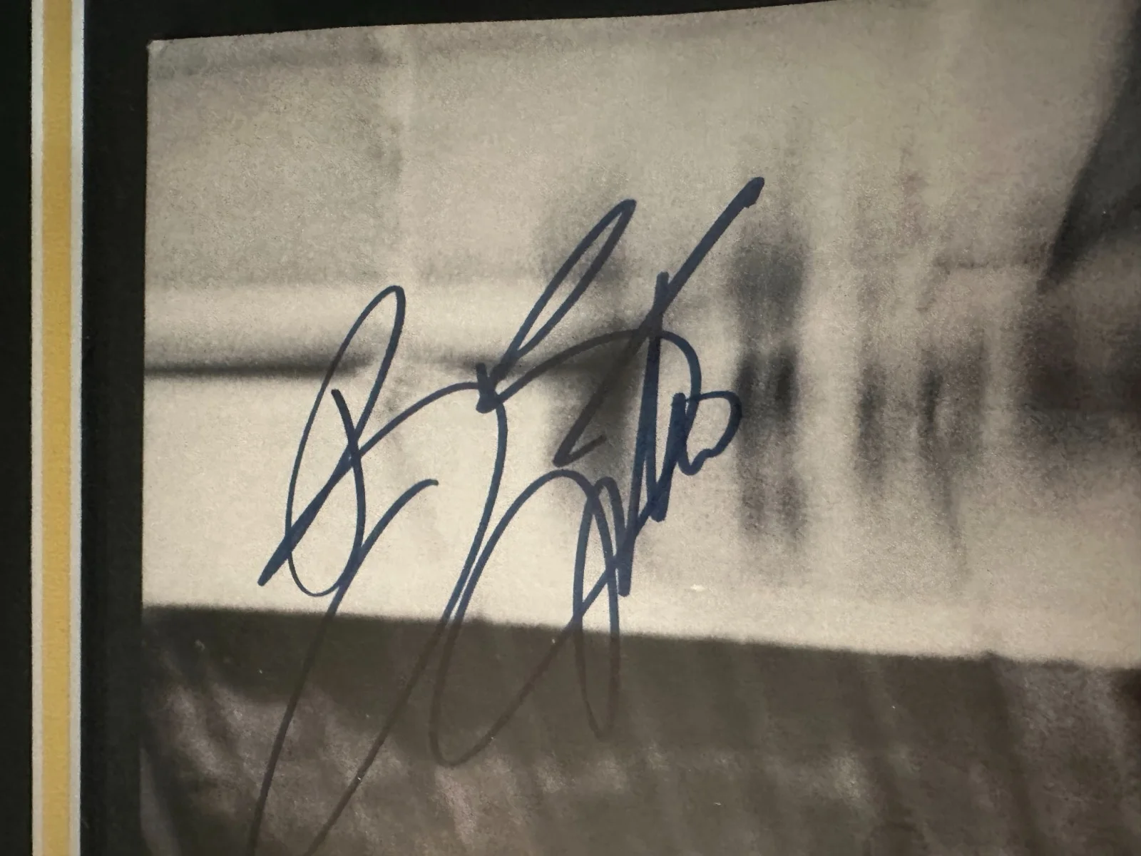 BRUCE SPRINGSTEEN AUTOGRAPHED SIGNED "THE RISING" RECORD ALBUM FRAMED 30" X 21", image 4