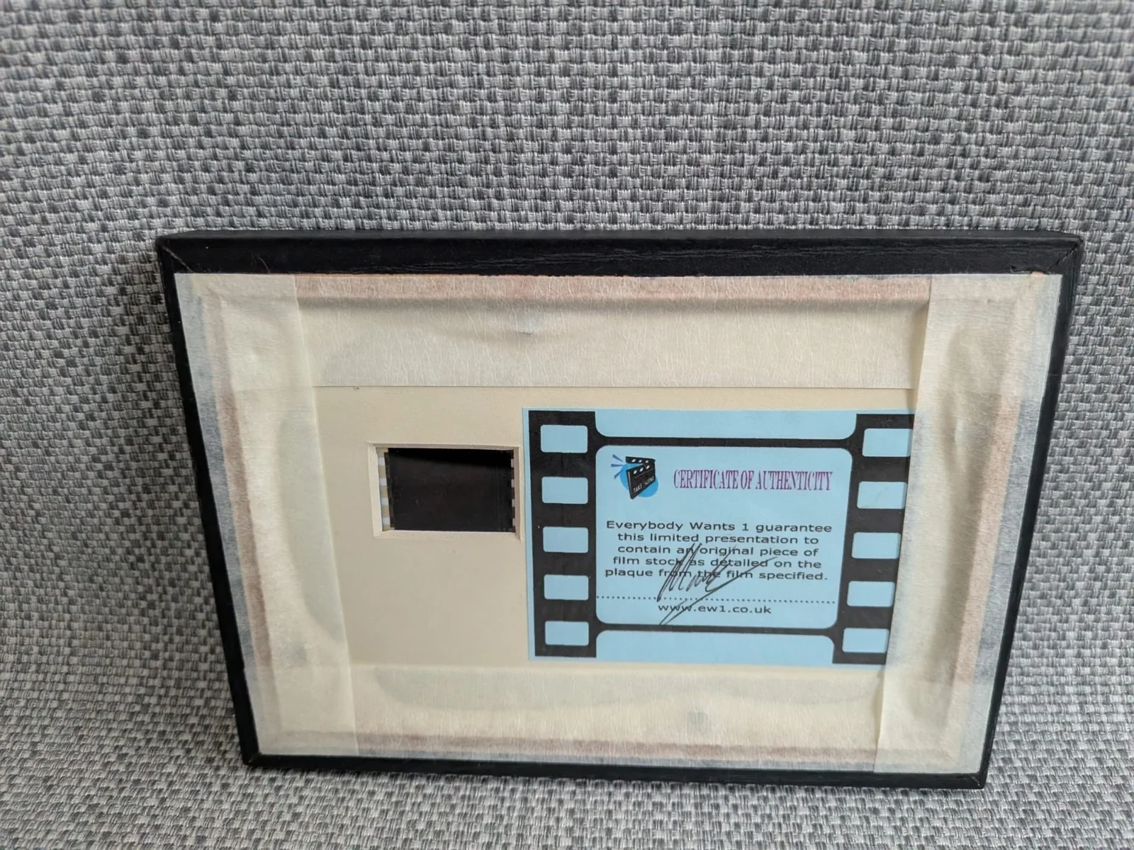 Winnie the Pooh 6" x 4" Genuine 35mm Film Cell Display Framed + Certificate, изображение 2
