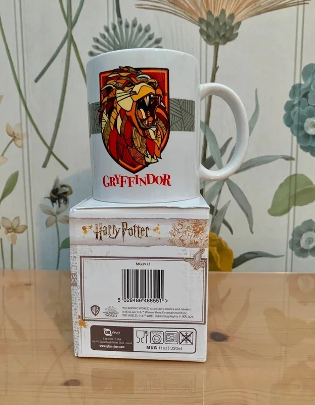 Harry Potter Gryffindor House Crest Ceramic Tea Coffee Mug In Presentation Box, image 2