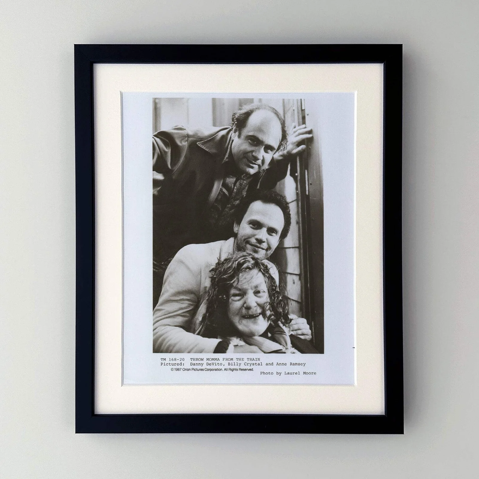 Throw Momma from the Train (1987) Press Publicity Still - Framed, image 2