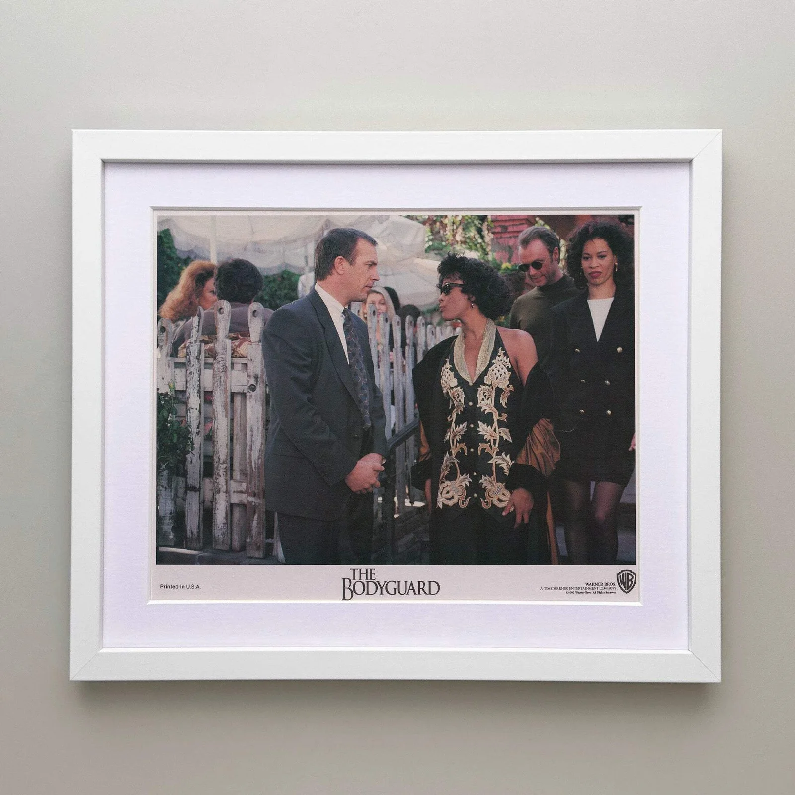 The Bodyguard (1992) Lobby Card - Framed, image 3