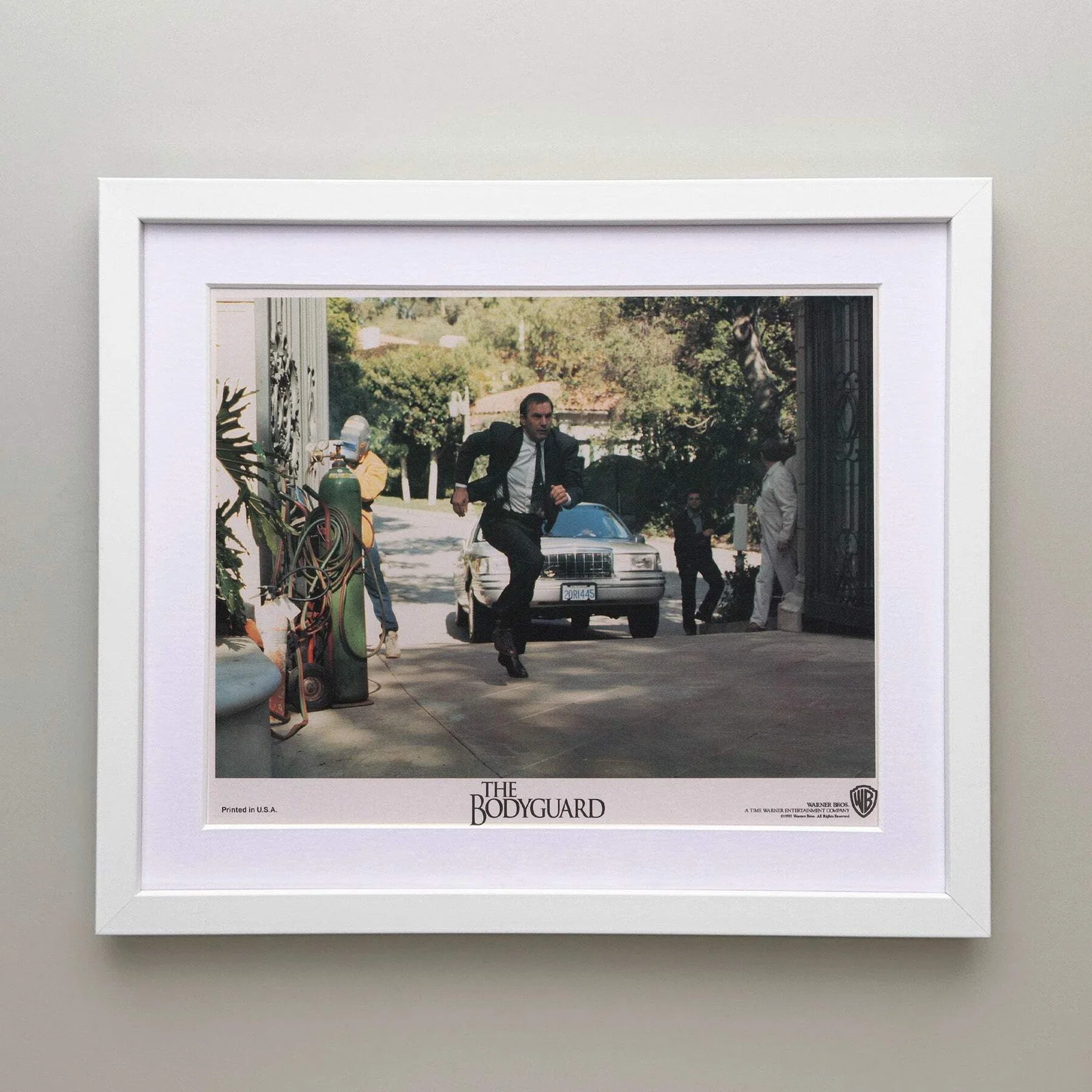 The Bodyguard (1992) Lobby Card - Framed, image 3