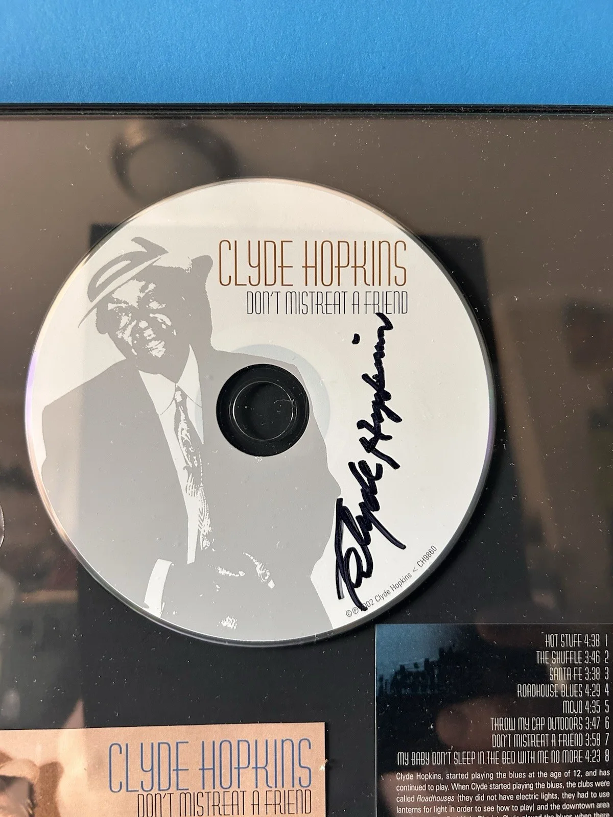 CLYDE HOPKINS BLUES ARTISTS AUTOGRAPHED CD WITH COVER AND FRAMED, изображение 2