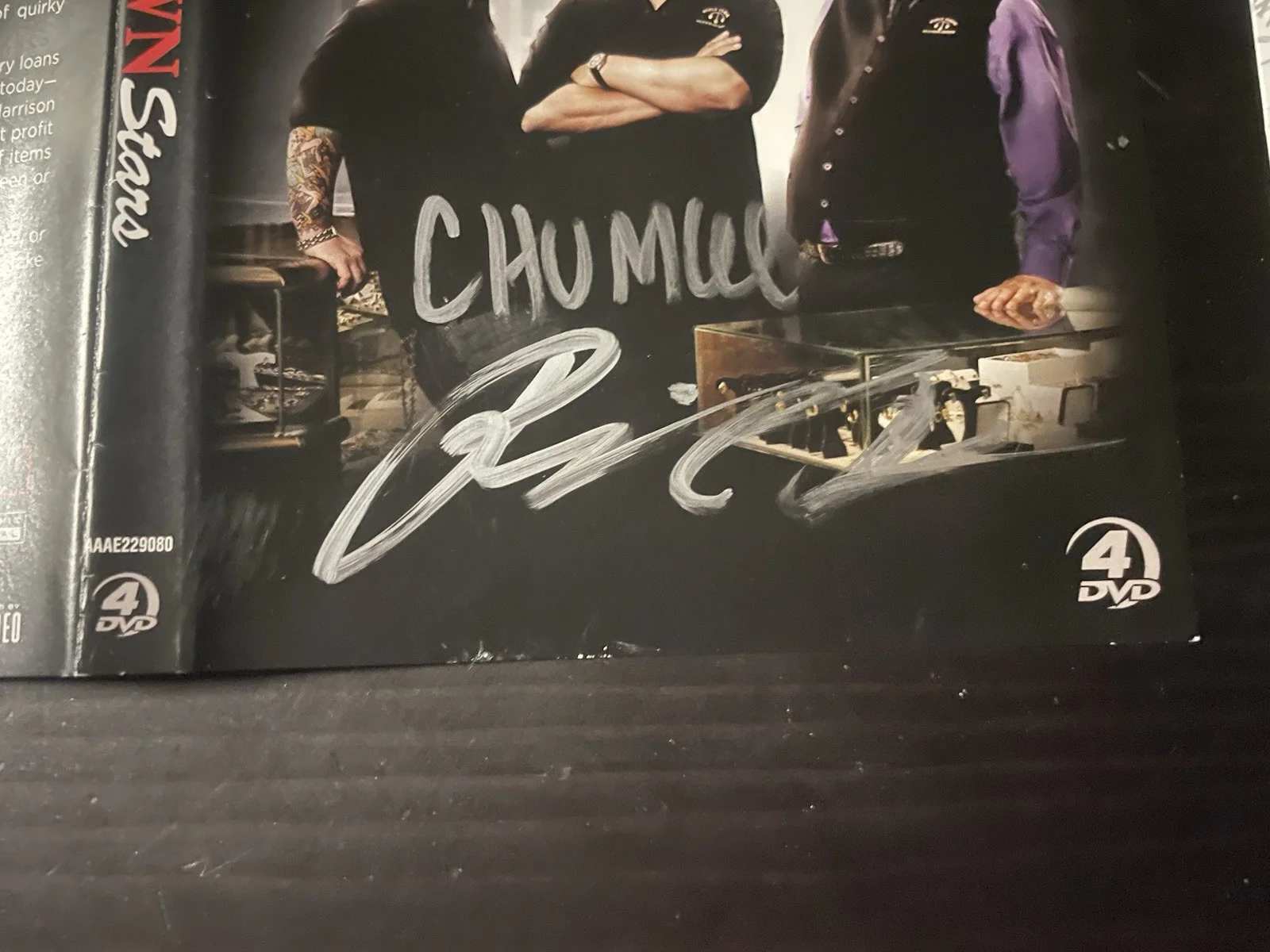 Rick Harrison, Chumlee — Rick Harrison And Chumlee Signed Pawn Stars Season 2 DVD Cover JSA COA, изображение 3