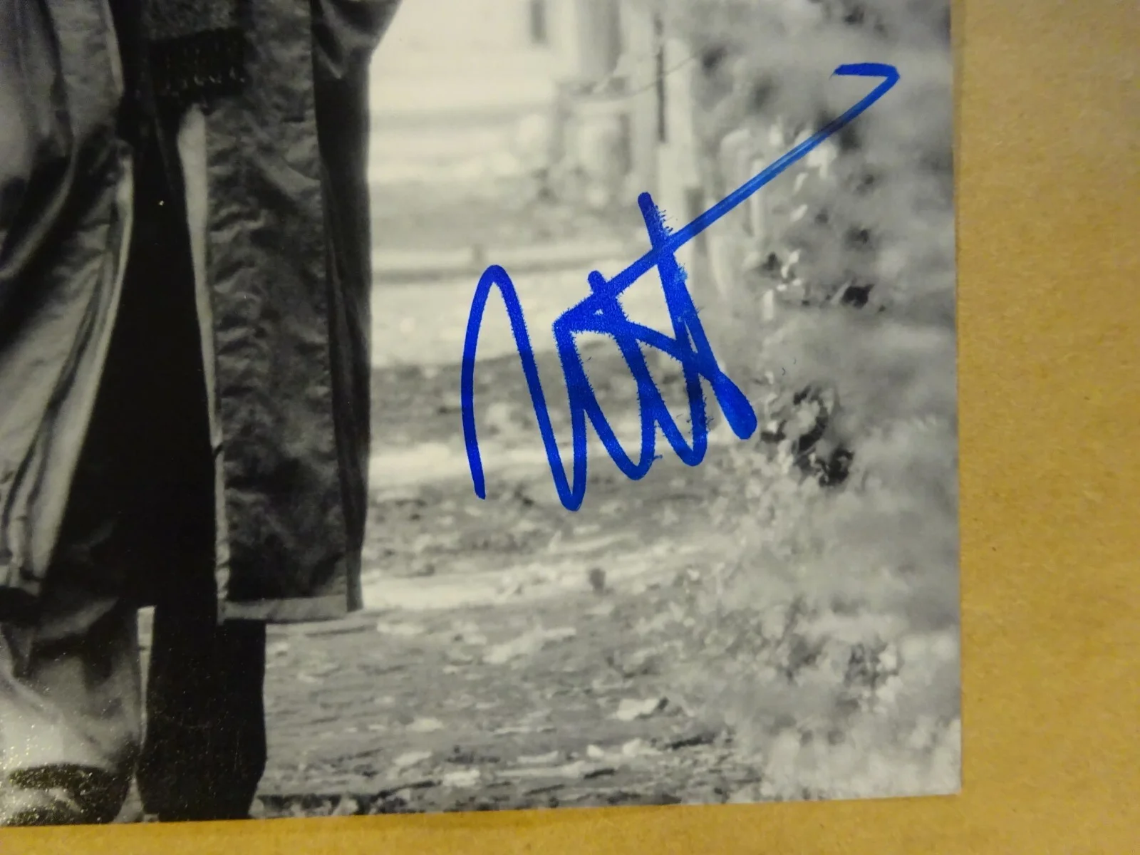 Haley Joel Osment — Signed Haley Joel Osment Autographed The Sixth Sense Photo 8x10 Beckett BAS COA, image 4