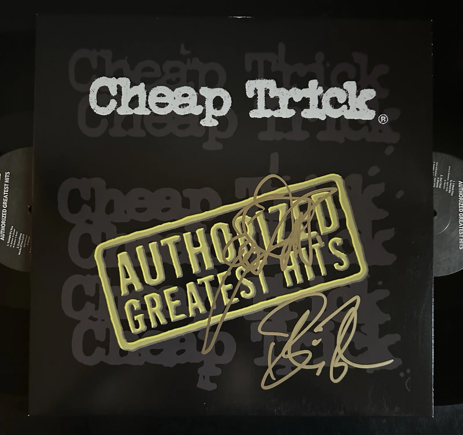 ROBIN ZANDER & RICK NIELSEN SIGNED CHEAP TRICK AUTH. GREATEST HITS VINYL LP JSA, изображение 2