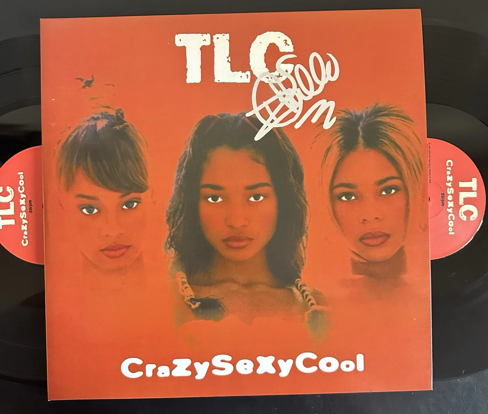 CHILLI SIGNED TLC CRAZYSEXYCOOL VINYL RECORD ALBUM LP JSA AUTHENTICATED, image 2