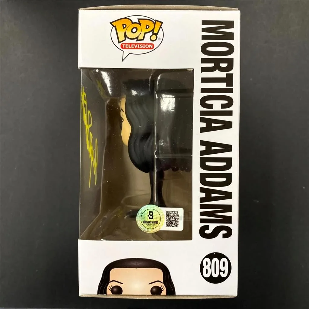 Anjelica Huston signed Morticia Addams Funko Pop! 809 autograph (A) Beckett BAS, изображение 2