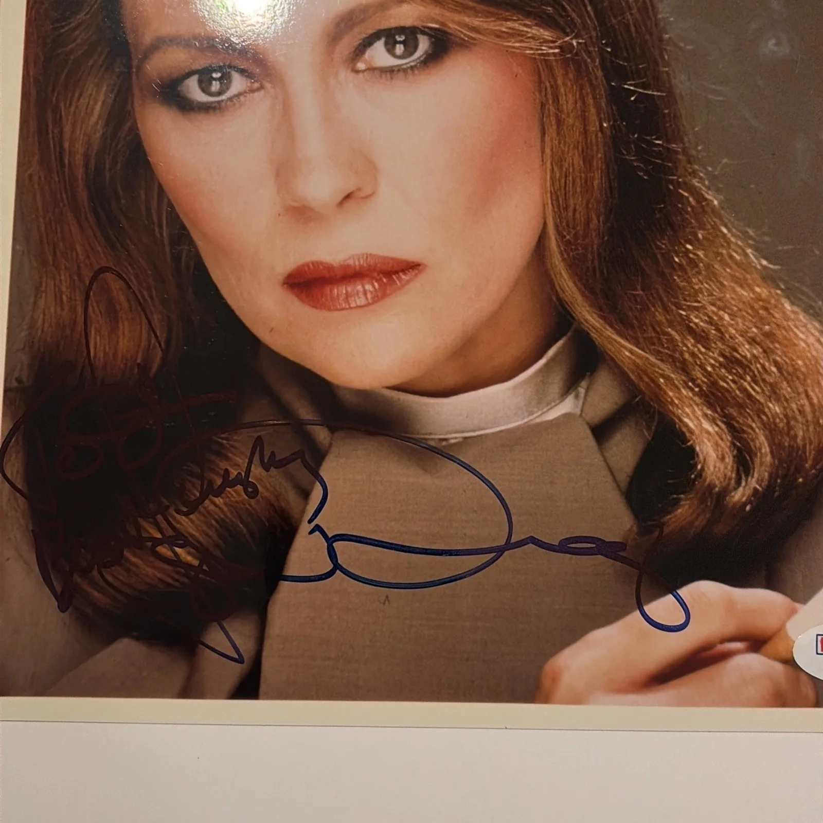 FAYE DUNAWAY — FAYE DUNAWAY Signed 8x10 PHOTO NETWORK EYES OF LAURA MARS PSA DNA, изображение 2