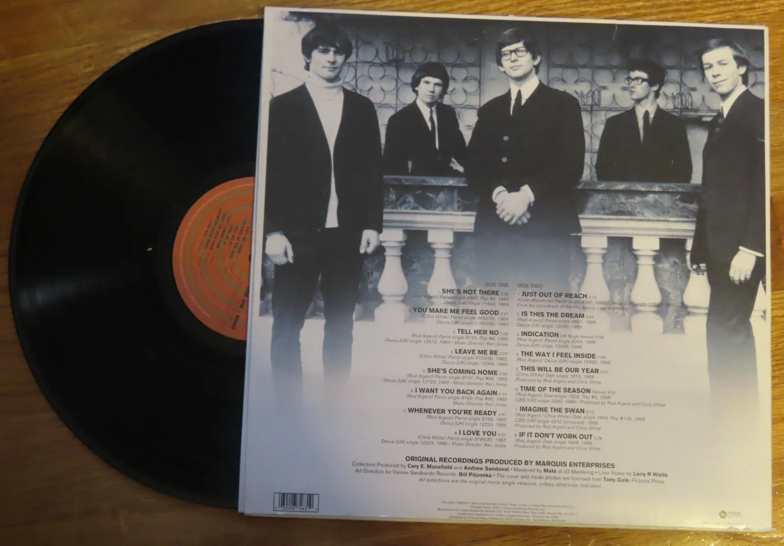 COLIN BLUNSTONE signed THE ZOMBIES The Greatest Hits 2017 Record / Album COA, image 2