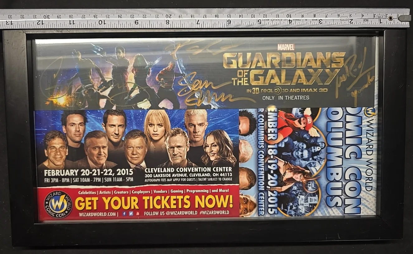 Sean Gunn, Michael Rooker, Karen Gillan — Signed Guardians of the Galaxy Memorabilia - Wizard World 2015, изображение 2