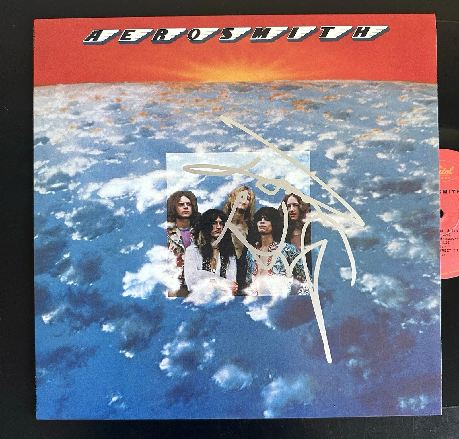 TOM HAMILTON SIGNED AEROSMITH SELF-TITLED VINYL RECORD ALBUM LP BASSIST JSA COA, image 2