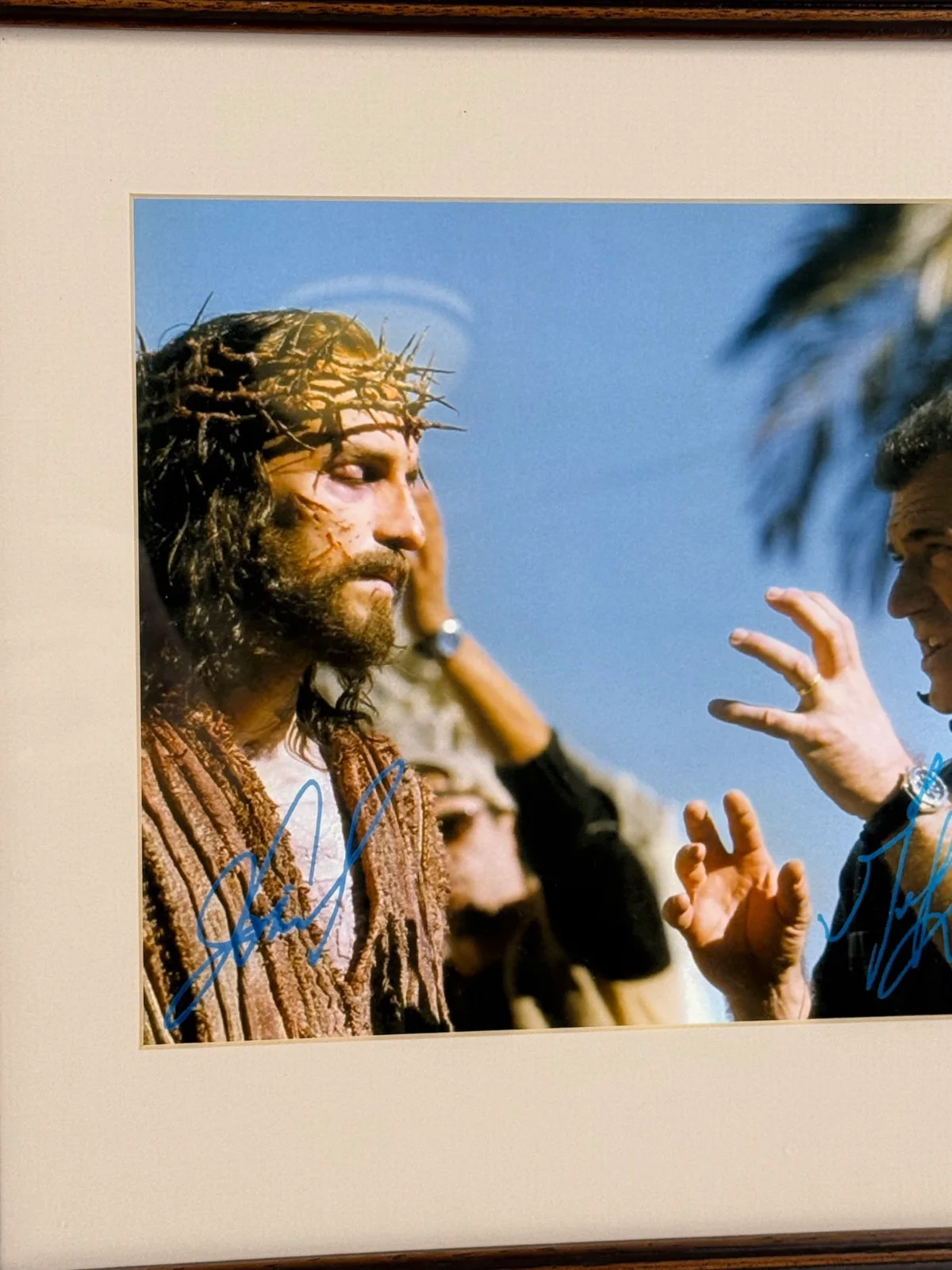 Mel Gibson, Jim Caviezel — Mel Gibson Jim Caviezel AUTOGRAPHED Passion of the Christ Movie Photograph, изображение 3