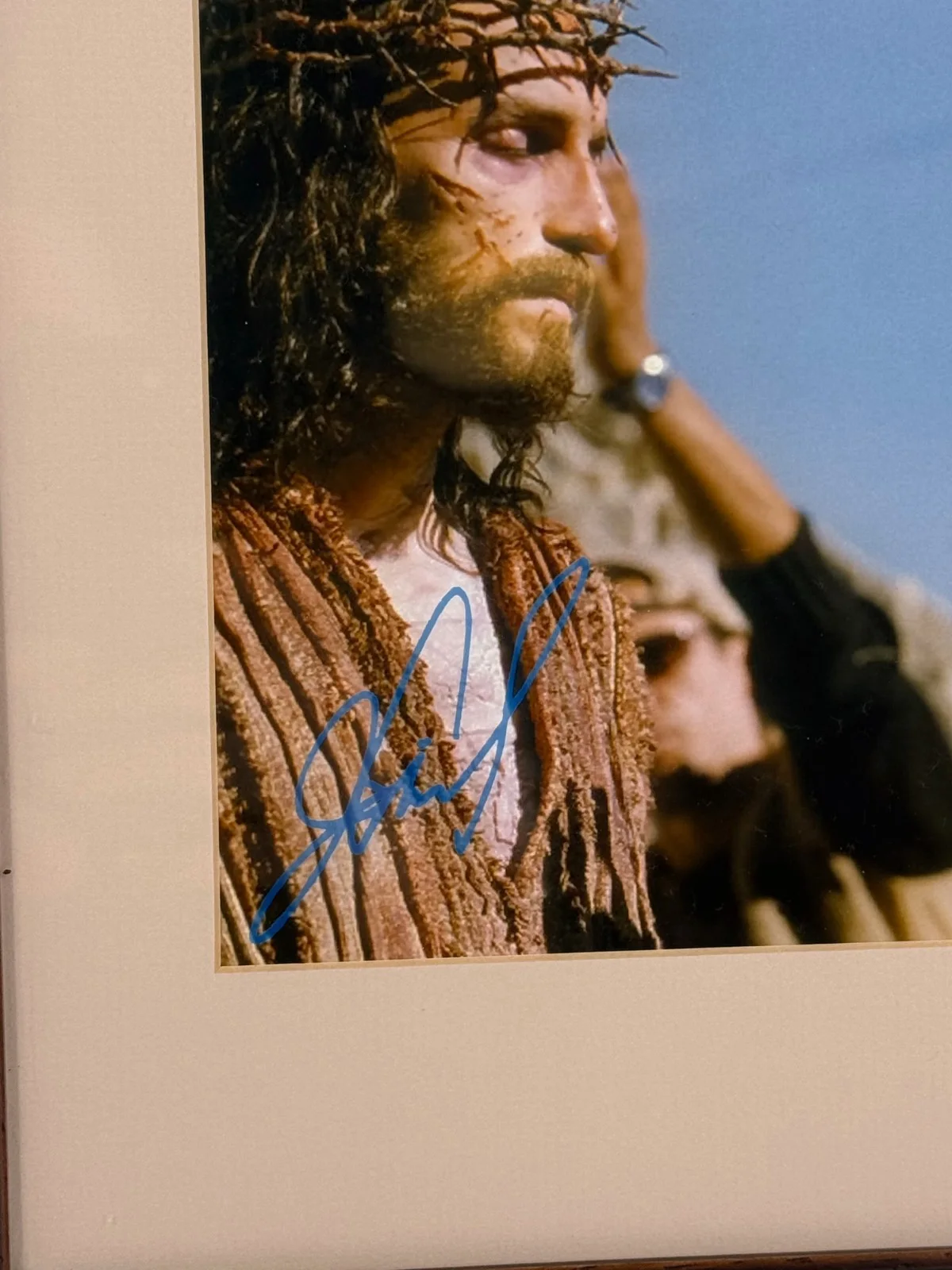 Mel Gibson, Jim Caviezel — Mel Gibson Jim Caviezel AUTOGRAPHED Passion of the Christ Movie Photograph, изображение 5
