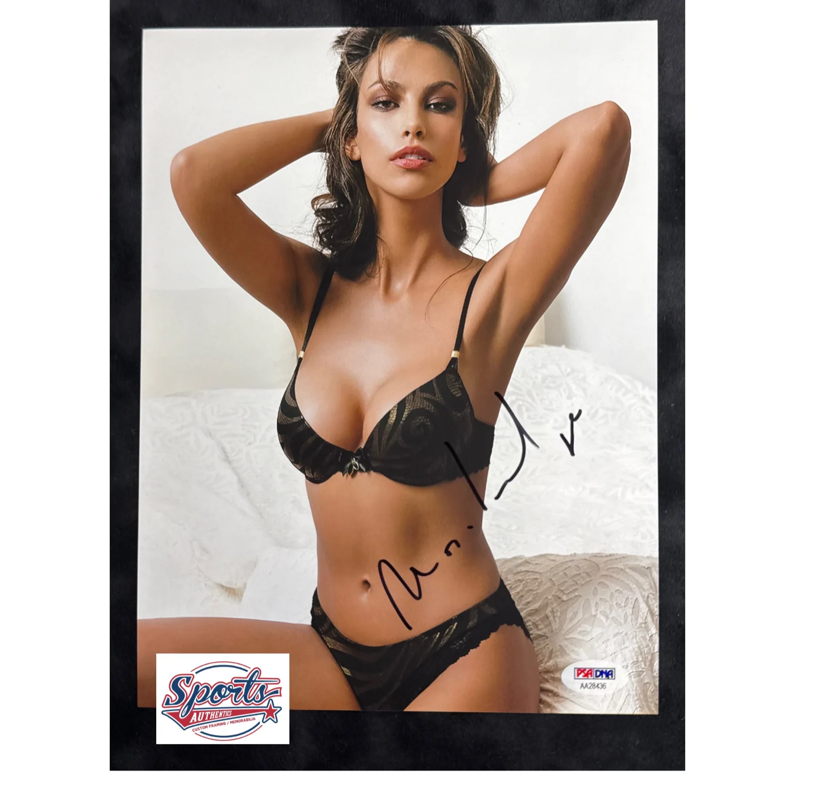 Mădălina Diana Ghenea — Mădălina Diana Ghenea Signed 8x10 Sexy Photo PSA AA28436