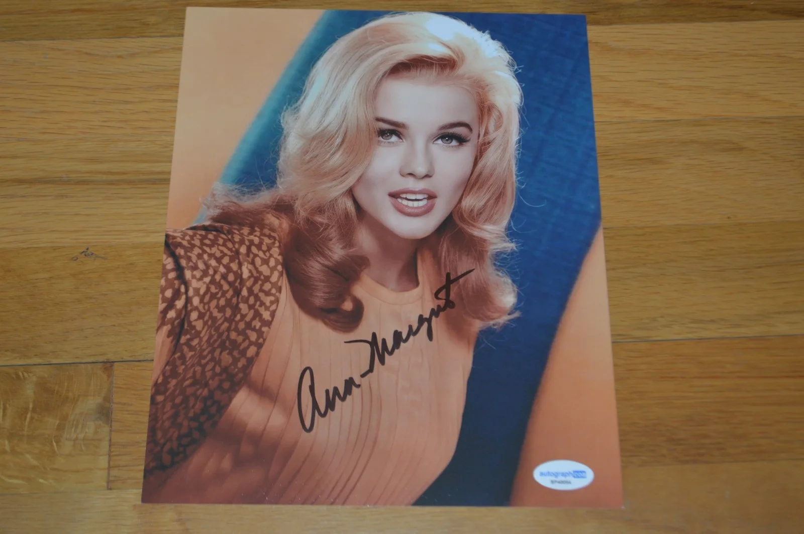 Ann-Margaret — Ann-Margaret Autographed 8x10 Vintage Color Photo with AUTOGRAPH COA, изображение 2