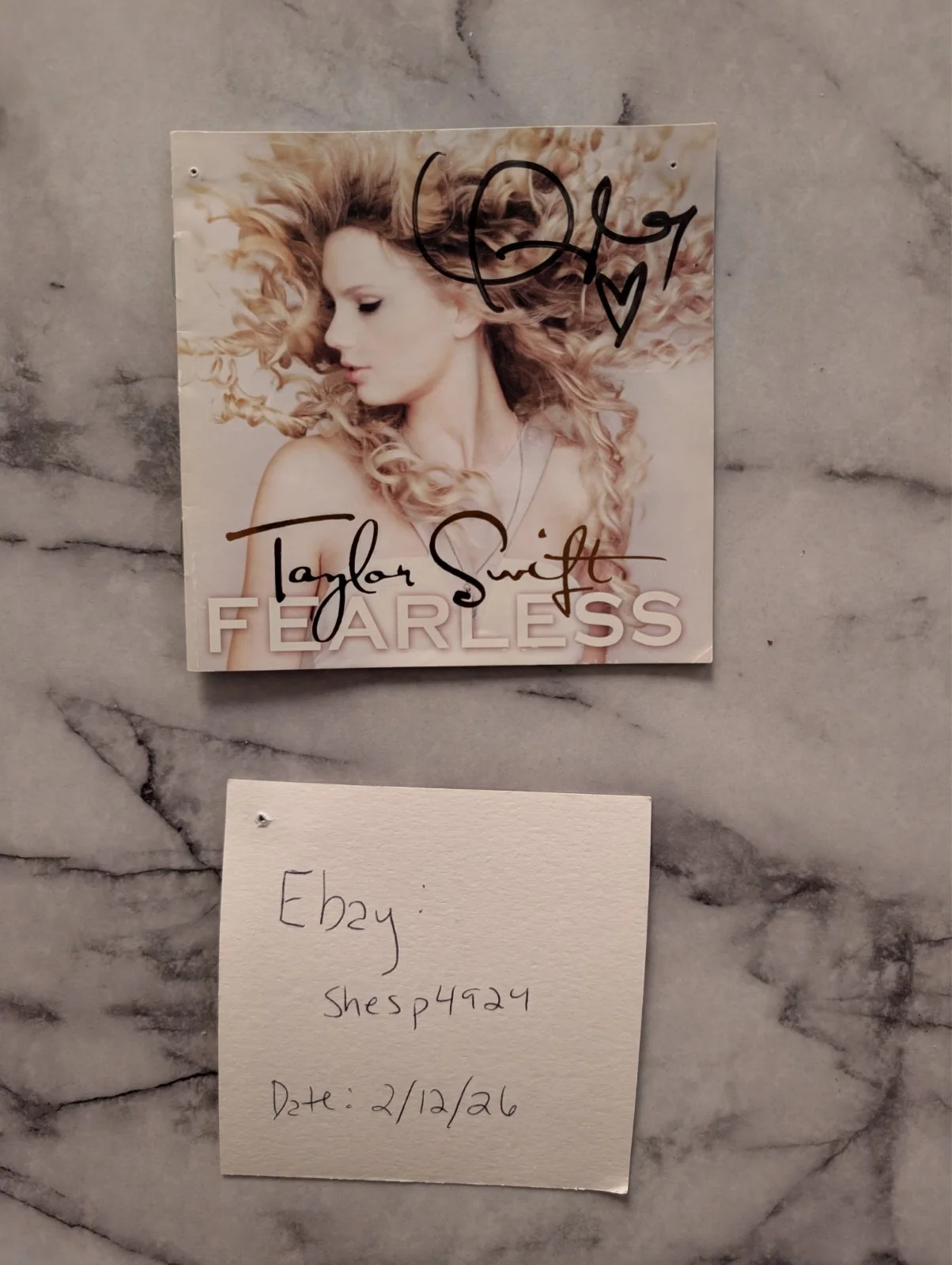 Signed original Fearless Taylor Swift CD booklet, image 3