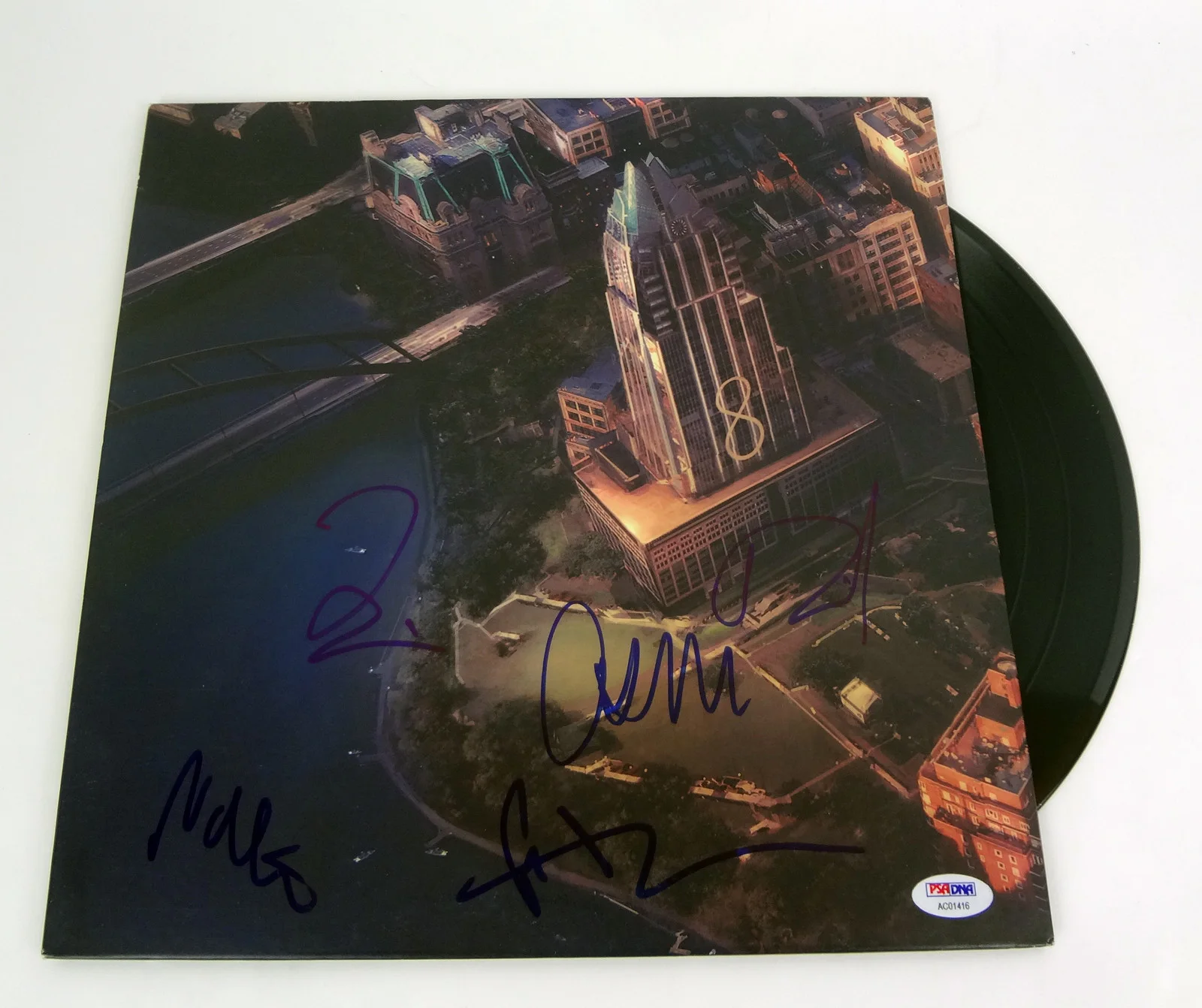 Foo Fighters — Foo Fighters Complete Band Signed Sonic Highways Austin Vinyl Record PSA/DNA COA, image 2