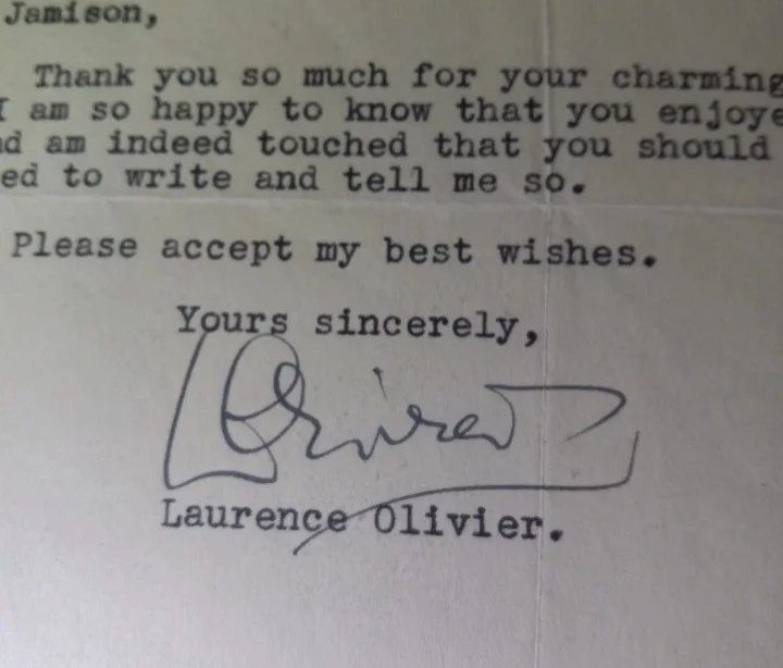 Laurence Olivier — LAURENCE OLIVIER 1946 HAND SIGNED LETTER FROM THE OLD VIC THEATRE ! PSA, image 2