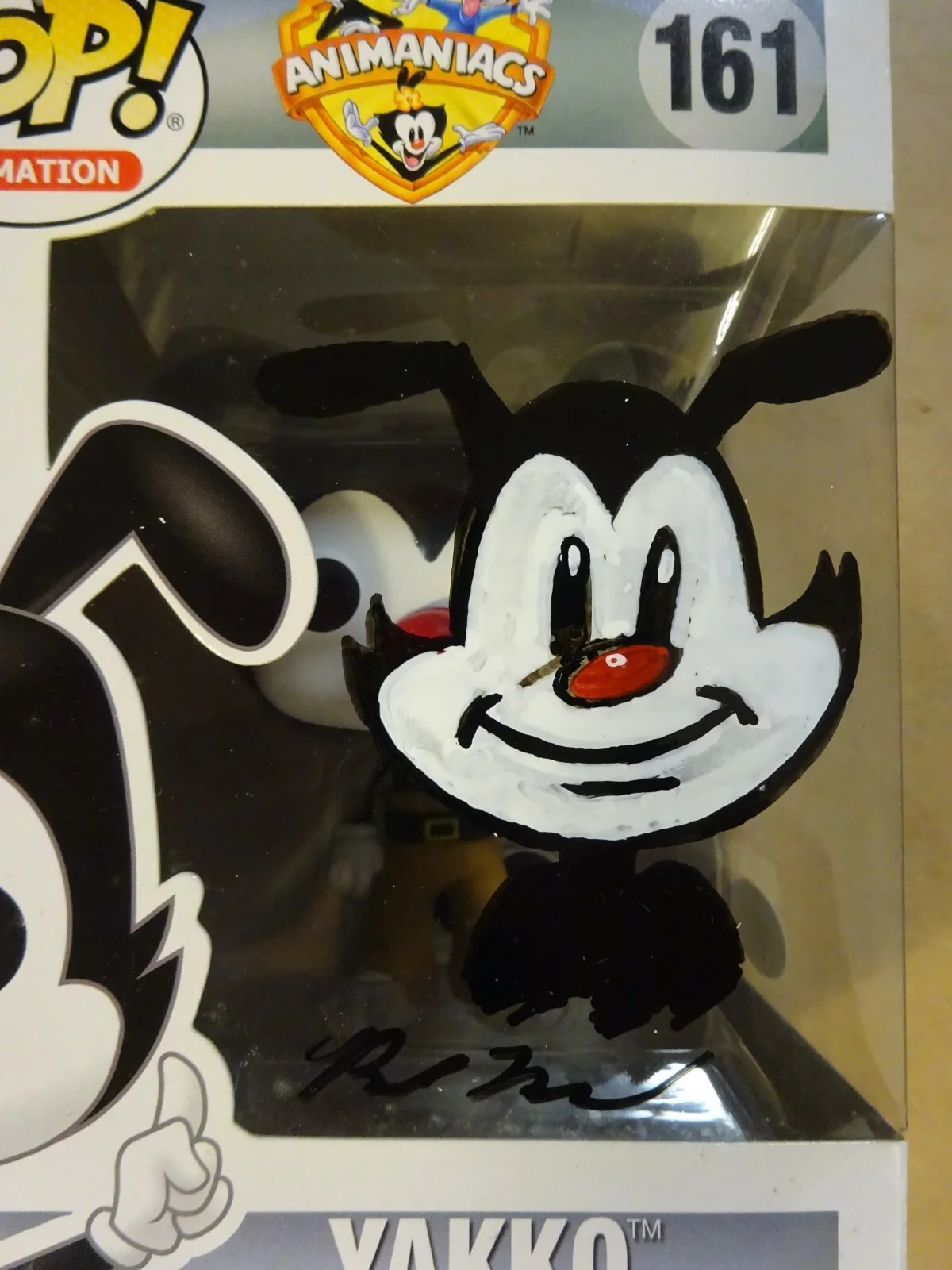 Richard Maurizio — Richard Maurizio Signed & Sketched Animaniacs Yakko Funko Pop #161 JSA COA, image 4