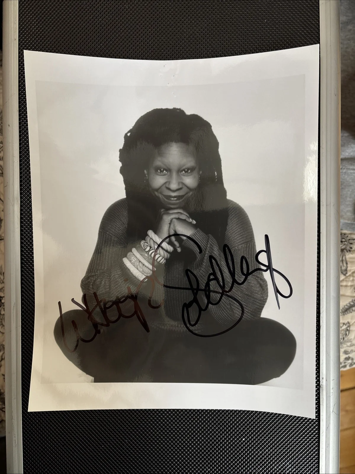 Whoopi Goldberg — Whoopi Goldberg ~ Autographed Photo ~ 8”x10”, изображение 2