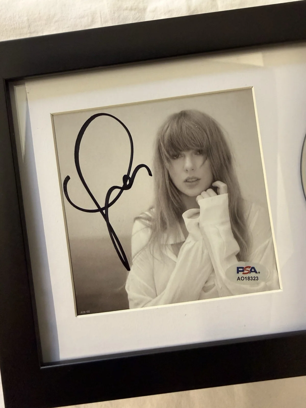 Taylor Alison Swift Authentic Rare SignedAutographed CD Album PSA COA, image 4