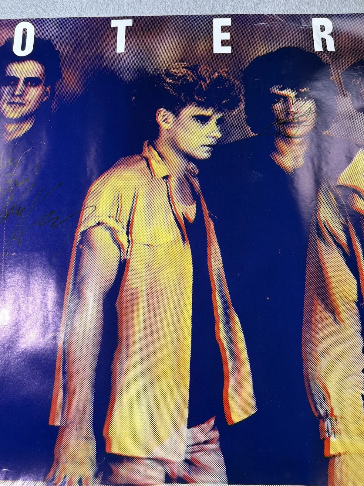 HOOTERS 80’s Rock Band Autographed 24” X 36” Landscape Poster, Read Description, изображение 4