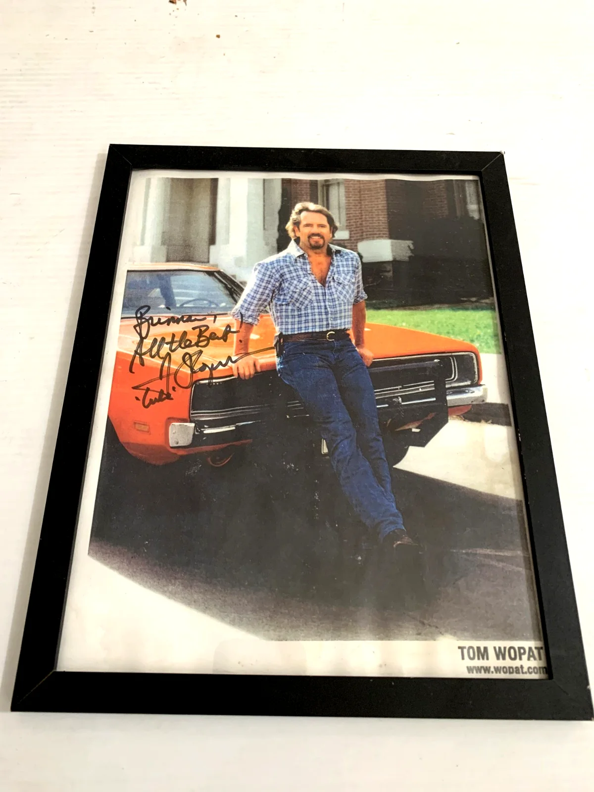 Tom Wopat — Tom Wopat Luke Duke The Dukes of Hazzard Signed 8x10 General Lee Framed