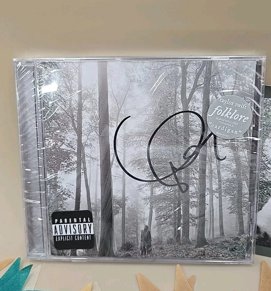 Taylor Swift SIGNED Folklore CD Authentic Autograph NEW Sealed W/ Cat Card+Stars, image 2