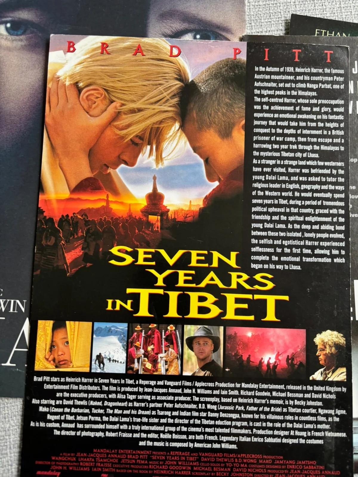 Four RARE press books: BRAD PITT, ETHAN HAWKE, ROBERT DOWNEY, ALEC BALDWIN, etc, изображение 3