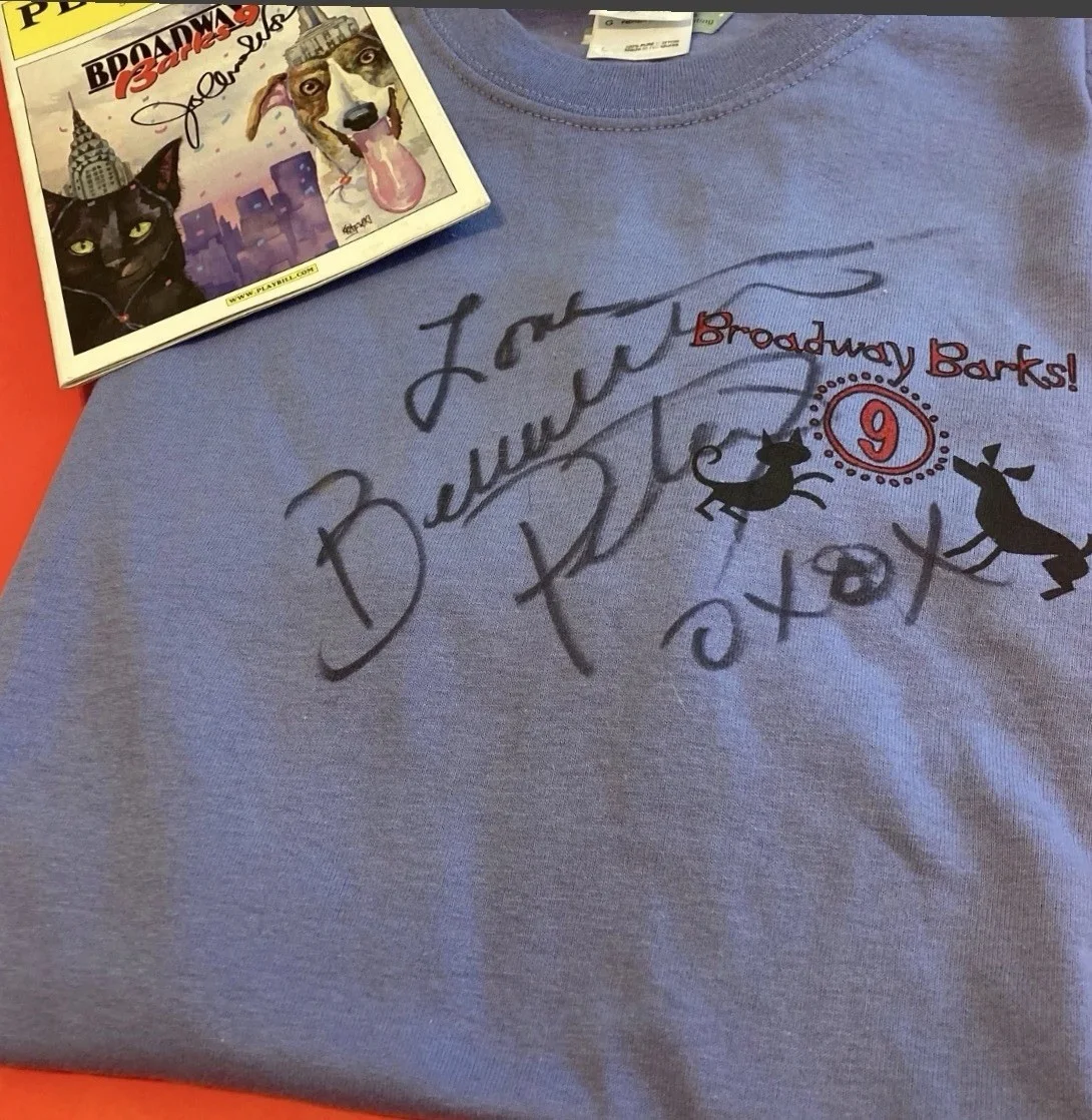 BERNADETTE PETERS — BERNADETTE PETERS SIGNED BROADWAY BARKS T-SHIRT & JO ANNE WORLEY SIGNED PROGRAM