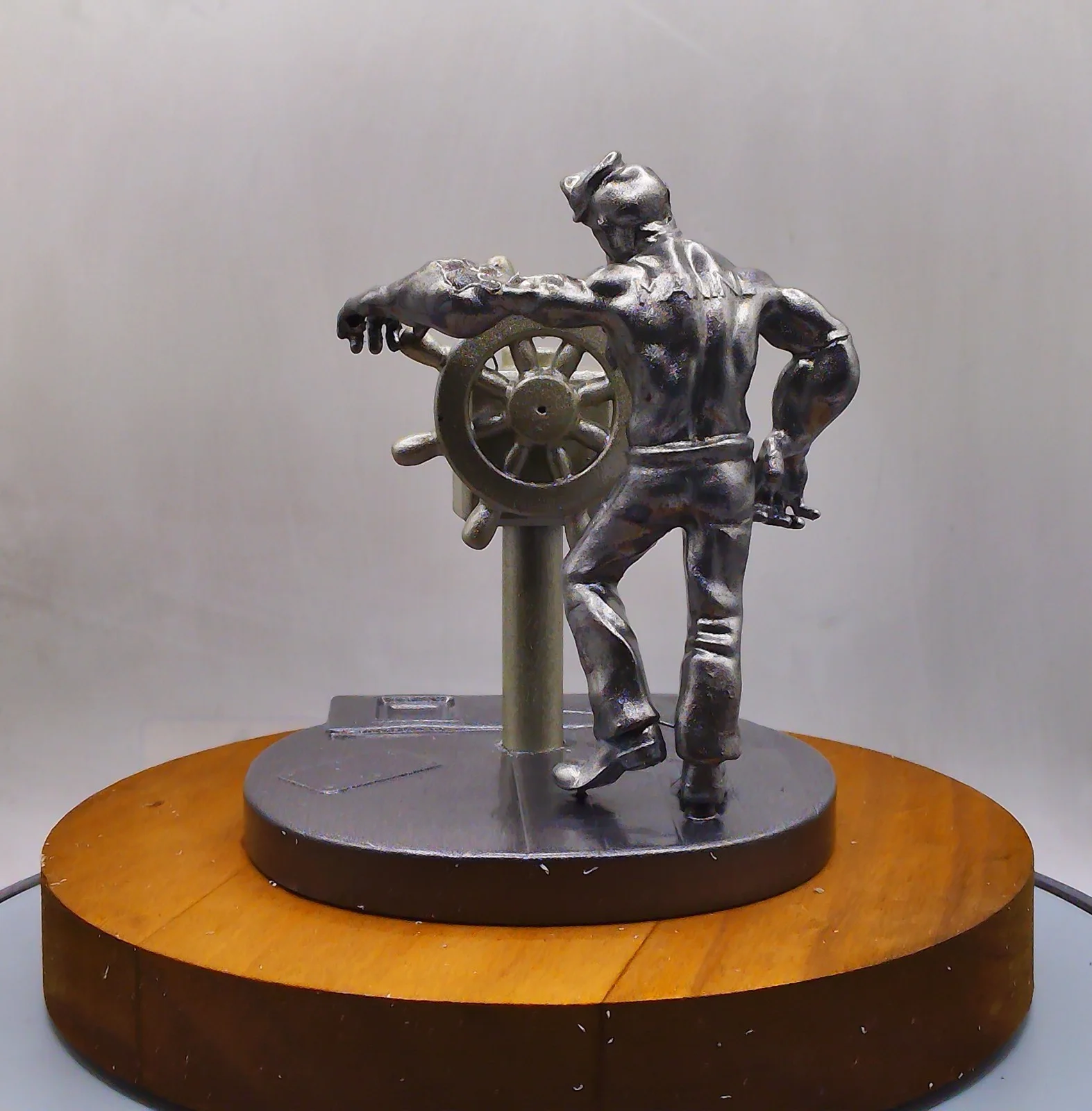 Popeye 'The sailor man' Statue By CaveCraft, image 3