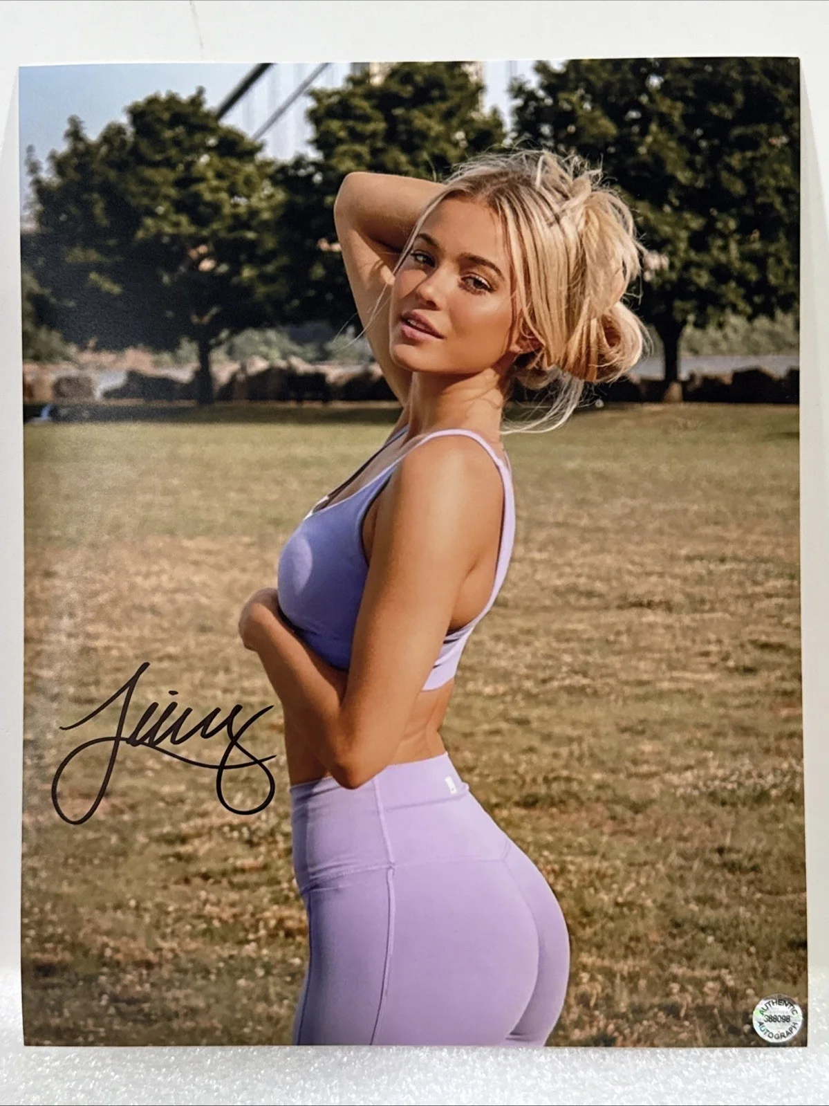 LSU Tigers gymnastics — Olivia Dunne (Gymnastics) Signed Autographed 8x10 photo AUTO with COA