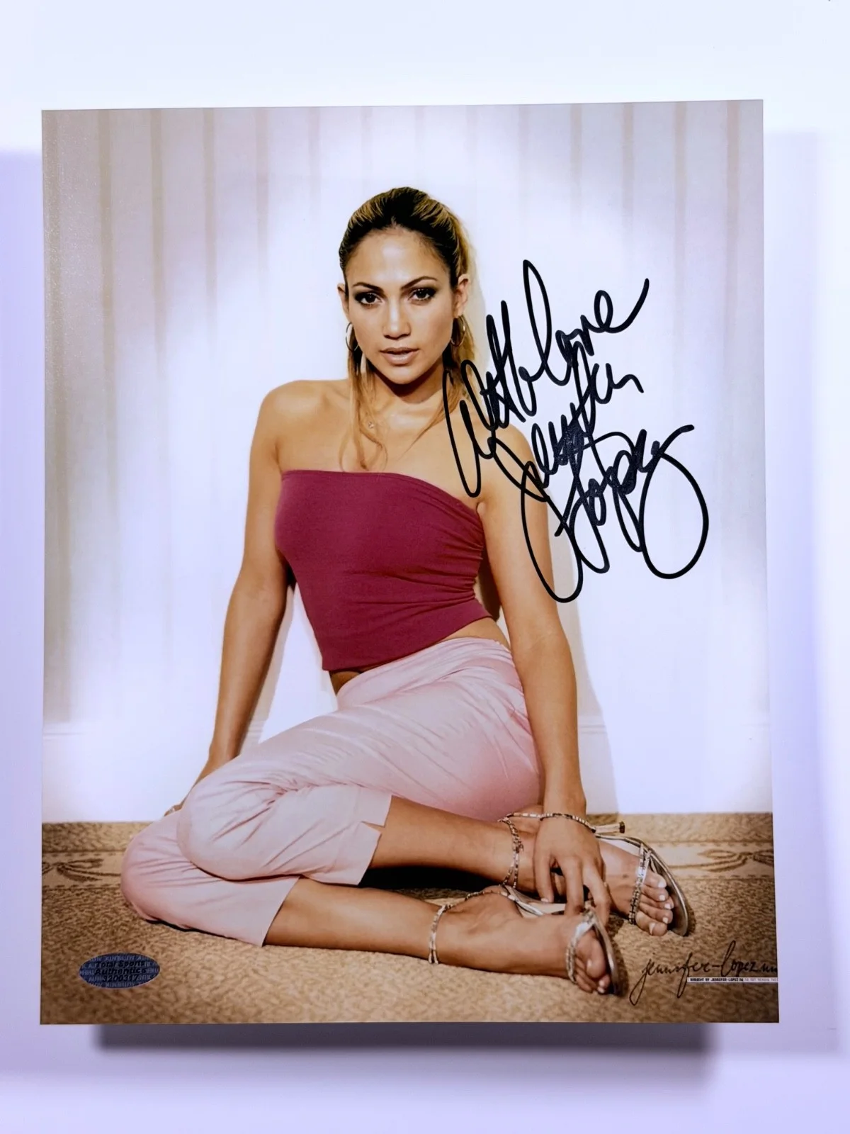Jennifer Lopez — Jennifer Lopez Signed 8x10 Photo – Autographed JLo Actress COA
