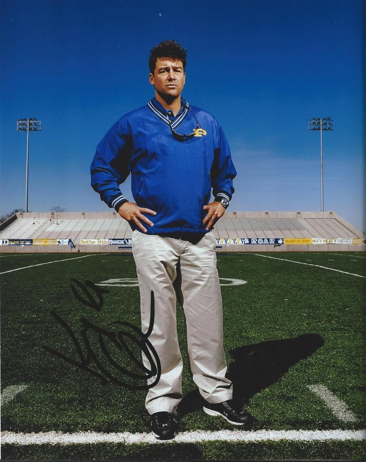 Kyle Chandler — Kyle Chandler signed Friday Night Lights 8x10 Eric Taylor photo FNL