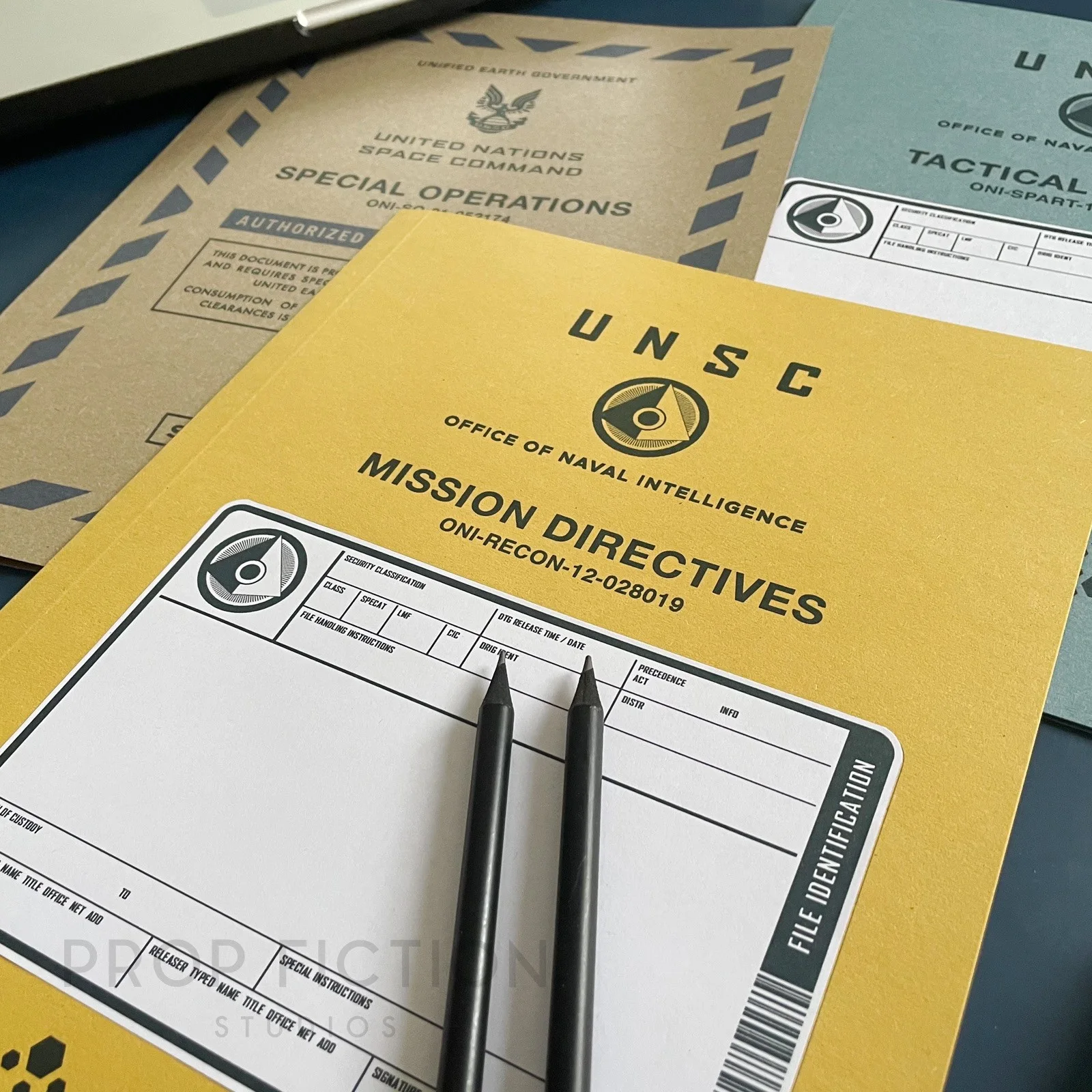 Movie Prop Top Secret ONI Intelligence Files / 3 x Cosplay UNSC Folder Set, изображение 2