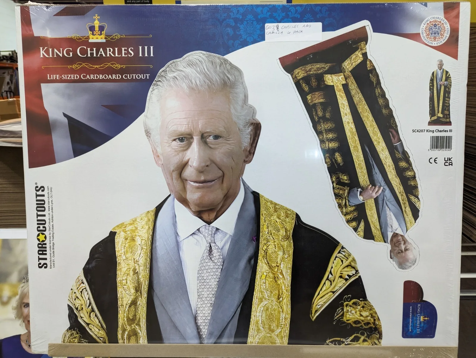 King Charles & Queen Camilla Cardboard Cutouts Set of 4 Royal Standees *Damaged*, изображение 2