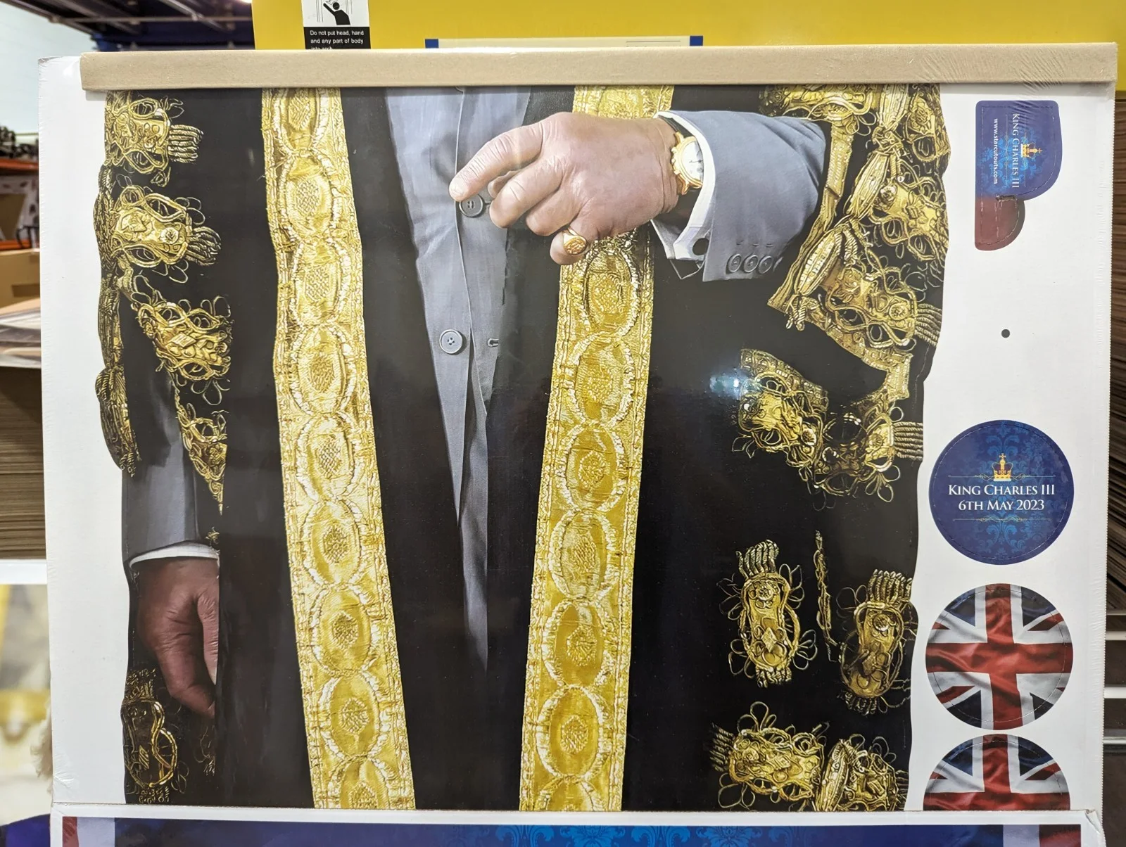 King Charles & Queen Camilla Cardboard Cutouts Set of 4 Royal Standees *Damaged*, изображение 3