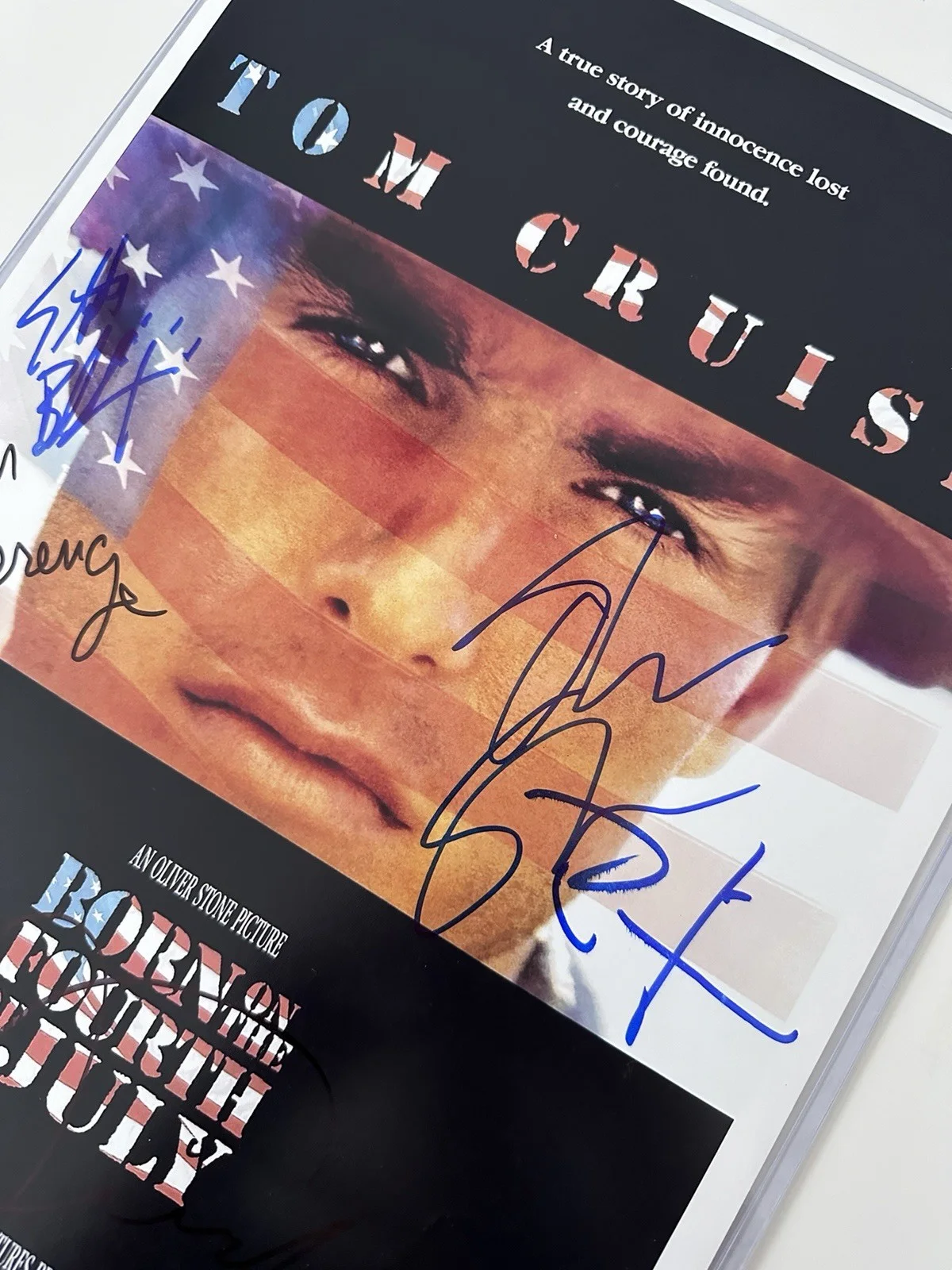 Born On The Fourth of July Poster Signed Cruise Stone Baldwin Berenger JSA COA, изображение 3