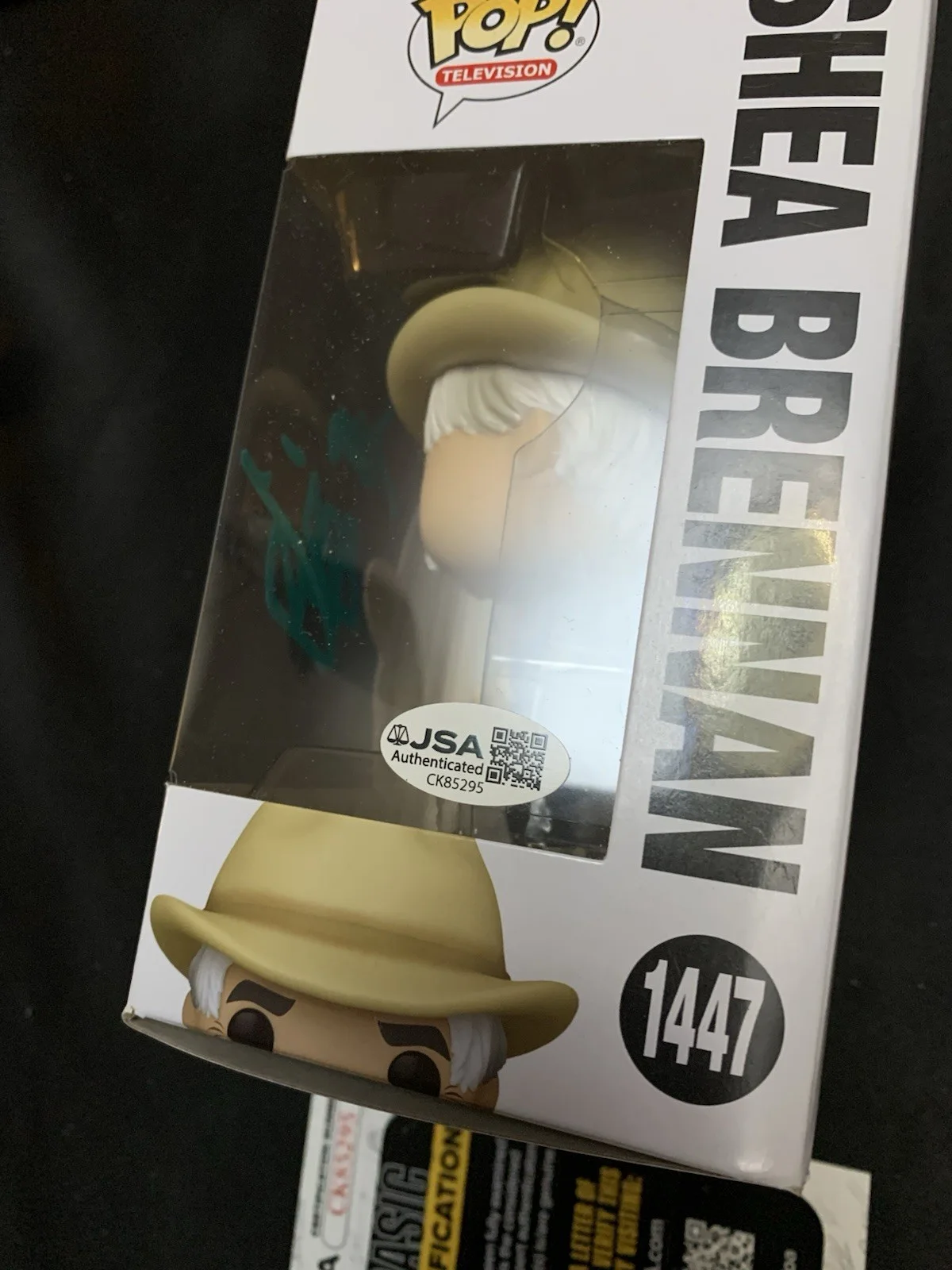 Sam Elliott — Sam Elliott Signed Shea Brennan Funko 1447 Yellowstone 1883 JSA Authenticated, image 3